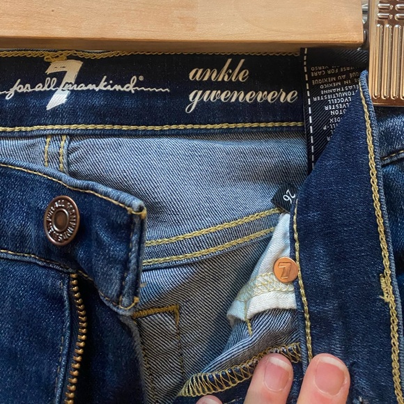 Gwenevere Skinny Jeans. 7 for All Mankind. Size 26 - Picture 2 of 6